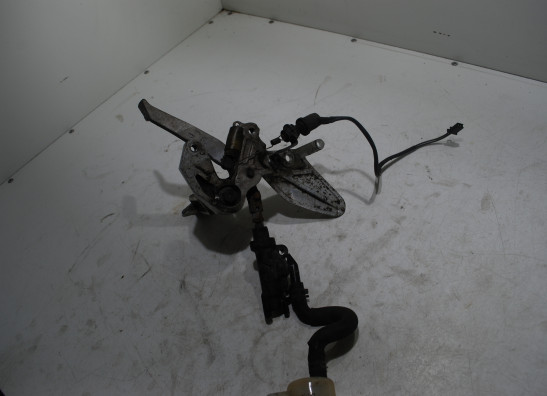 Main step holder right Yamaha YZF 750