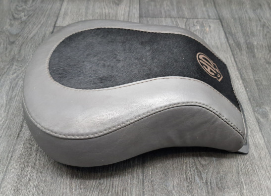 Buddy zadel Harley Davidson FLSTN Deluxe