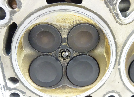 Zylinderkopf BMW F 800 S - ST