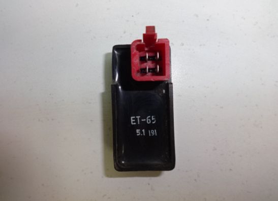 Relay Honda VF 700  750 C Magna