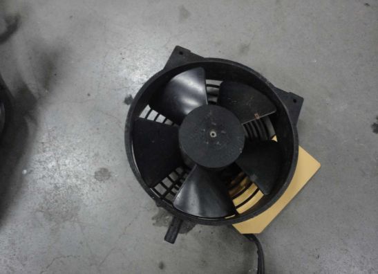 Ventilator Aprilia Tuono 1000