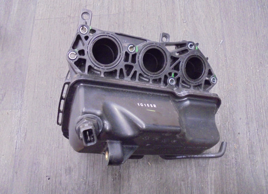 Throttle body Triumph Trident 660