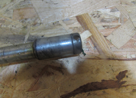 Vorderradachse Honda VF 750 C Magna