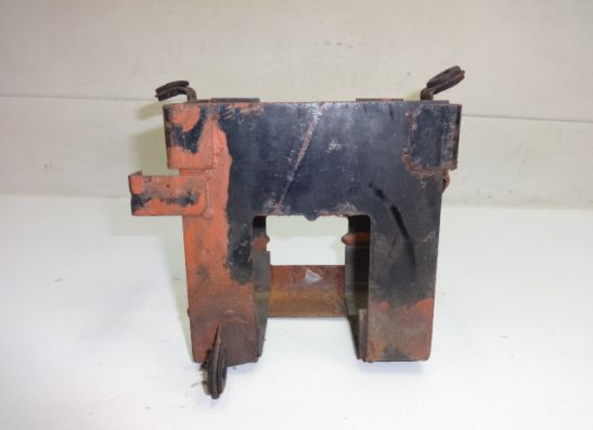 Battery holder Suzuki GR 650