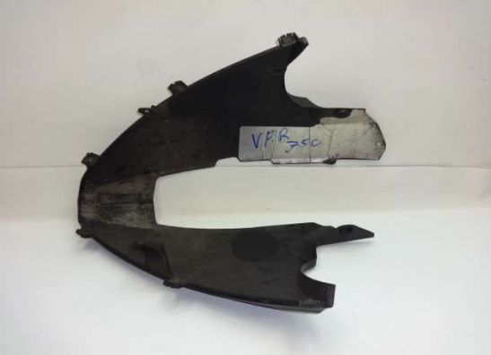 Cowl under Honda VFR 750