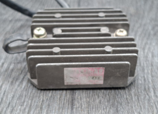Regler Gleichrichter Yamaha XV 920