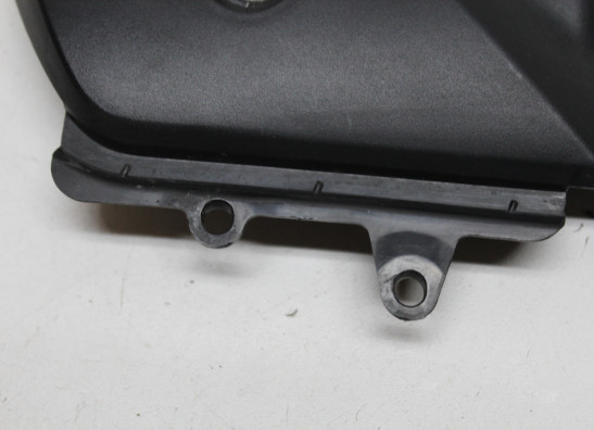 Cowl right small Yamaha XJ 6 N