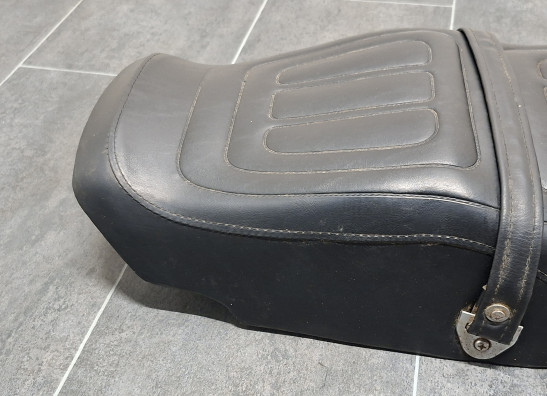 Zadel Honda VT 700 750