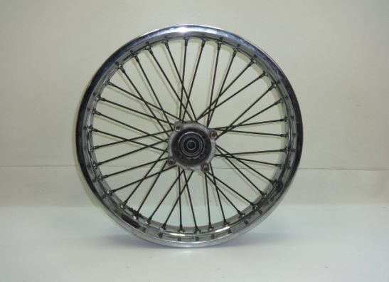 Voorvelg Suzuki LS 650