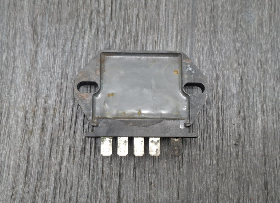 Spanningsregelaar Cagiva Mito 125