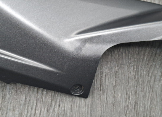Cowl left rear Suzuki GSX S 750
