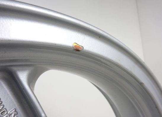 Front Wheel Kawasaki ZZR 1100