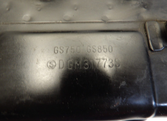 Air cleaner case Suzuki GS 750