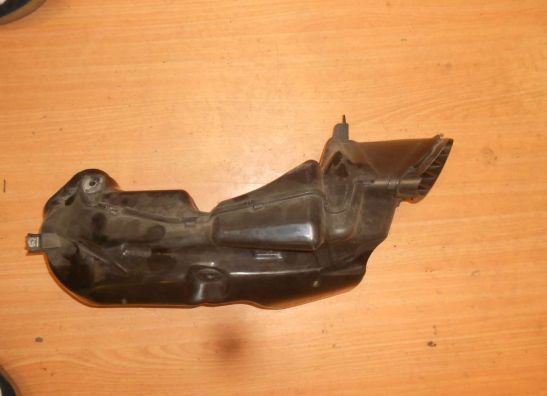 Rechter luchtbuis Suzuki GSX R 750