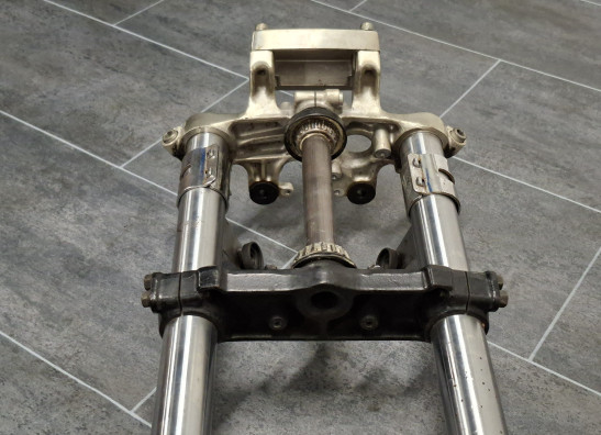 Voorpoten compleet Suzuki Madura 1200