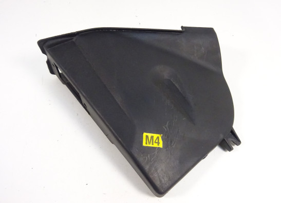 Rechter binnenkuip Triumph Sprint ST 1050