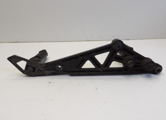 Fussrastetrager vorne links Kawasaki GPZ 750