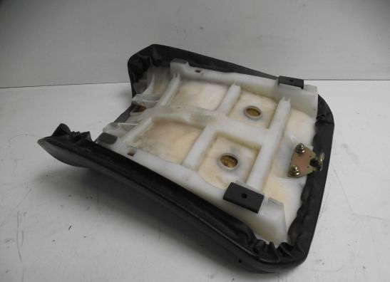 Zadel Yamaha YZF 750