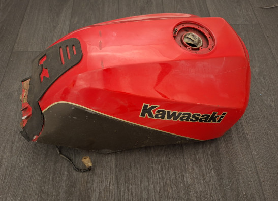 Benzintank Kawasaki GPZ 900
