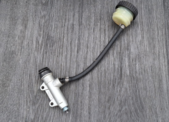 Rempomp achter BMW K 1600 GT