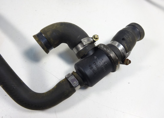 Kuhler Teile Aprilia RSV 1000