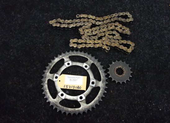 Chain and sprocket kit Yamaha FZ1