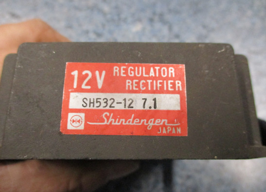 Regler Gleichrichter Honda CB 450
