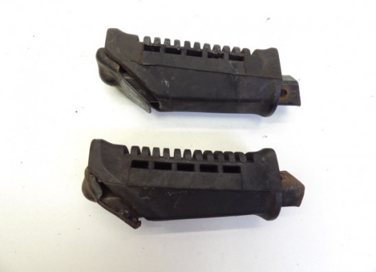 Voetsteun links Suzuki GS 500 E