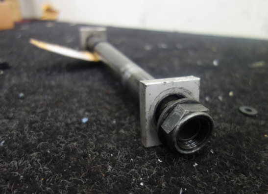 Achteras Yamaha YZF R1