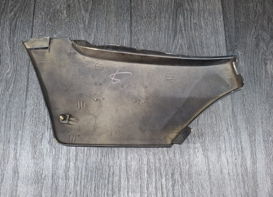 Rechter zijkuip klein Honda VF 700  750 S Sabre