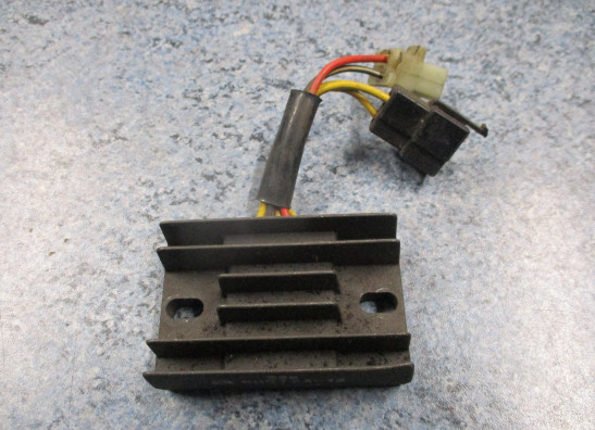 Regulator rectifier  Suzuki GZ 250 Marauder