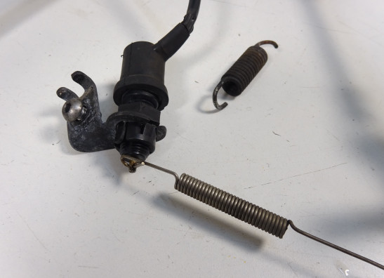 Rempomp achter Yamaha TDM