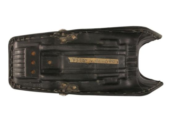 Zadel Honda VF 400 F