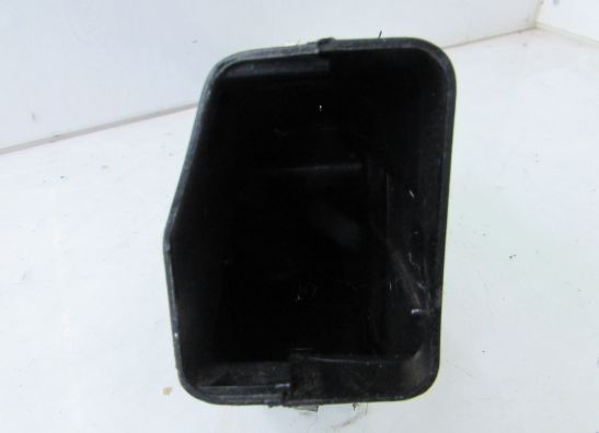 Air intake left Triumph Sprint 900