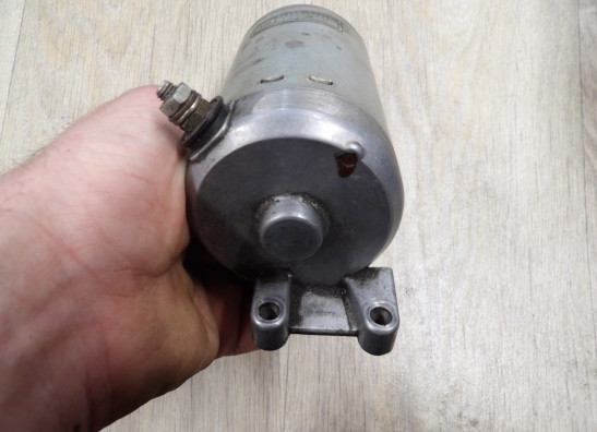 Starting motor Suzuki GS 550 L