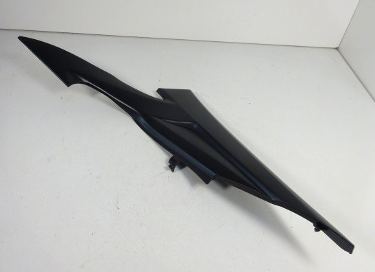 Rechter zijkuip klein Suzuki GSR 600