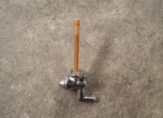 Benzinhahn Suzuki VS 700 Intruder