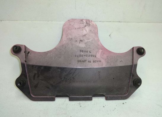 Cowl upper below Kawasaki ZZR 600