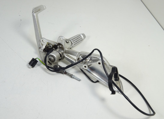 Fussrastetrager vorne rechts BMW K 1200 S 