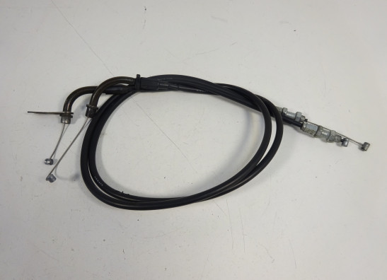 Throttle cable Suzuki GSR 600