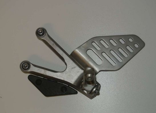 Main step holder left Yamaha YZF R6