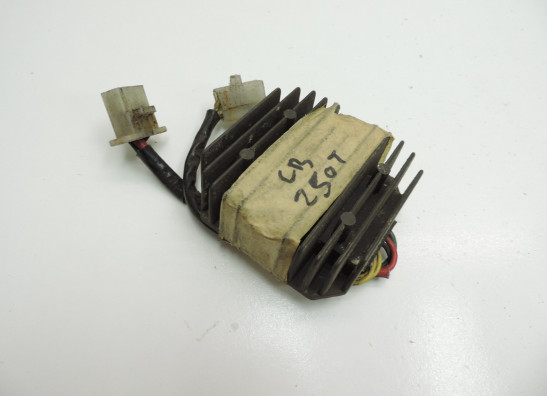 Spanningsregelaar Honda CB 250 N