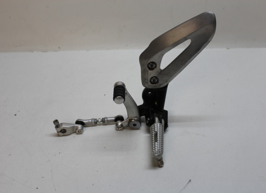 Fussrastetrager vorne links Triumph Bonneville T 120