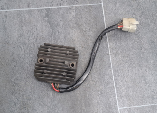 Regulador del voltaje Yamaha XTZ Tenere