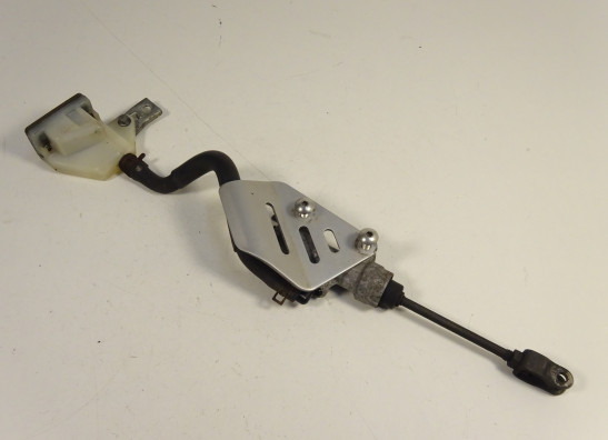 Rempomp achter Suzuki DL 650 V STROM