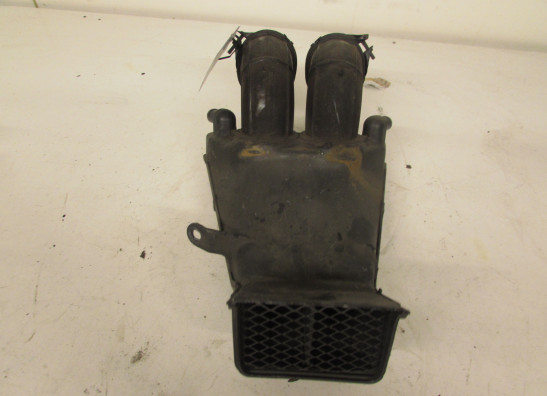 Lufteinlass mitte Honda CBR 600 F