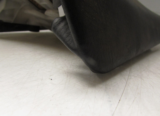 Zadel Yamaha YZF 750