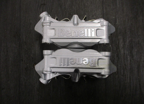 Remklauwen Benelli 502 Cruiser