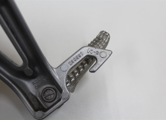 Pillion step right Suzuki GSX R 750