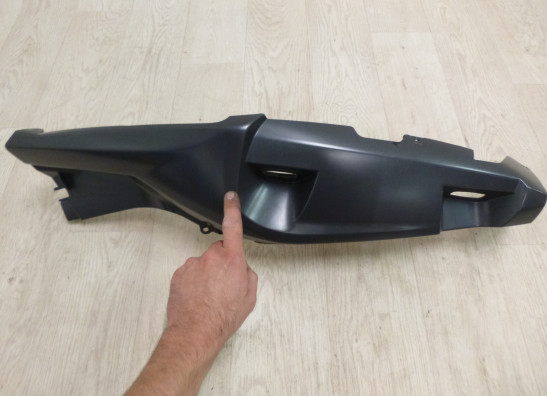 Rechter achterkant BMW K 1200 GT